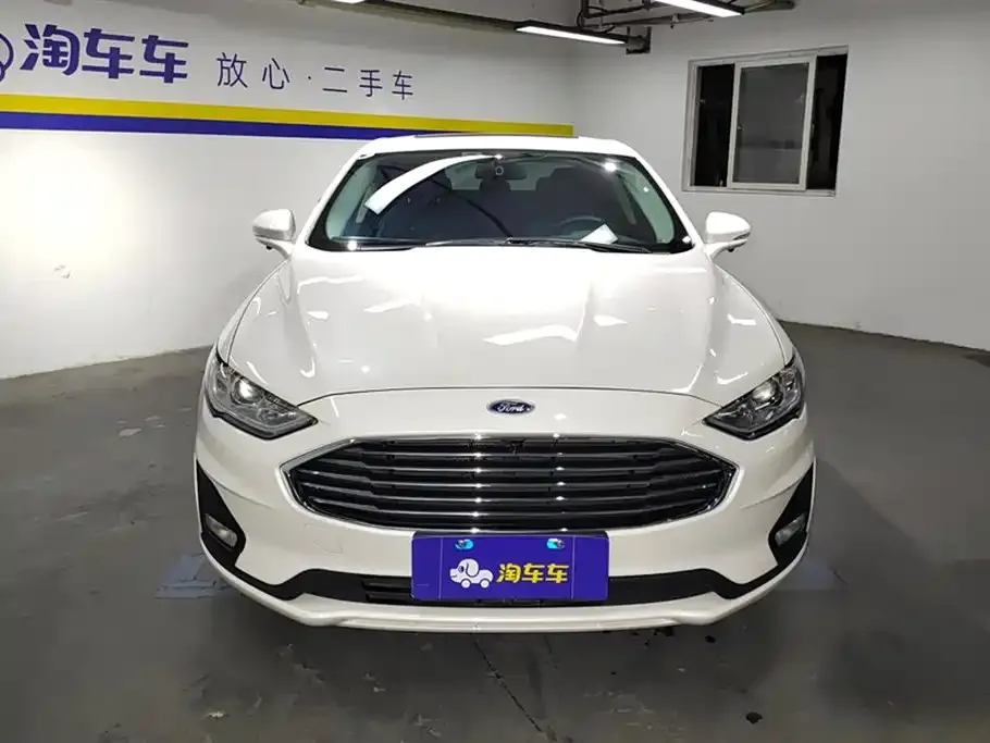 Ford Mondeo 2021 из CN, фото 2