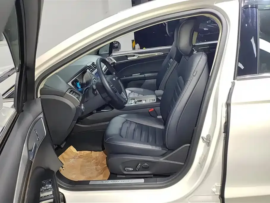 Ford Mondeo 2021 из CN, фото 9