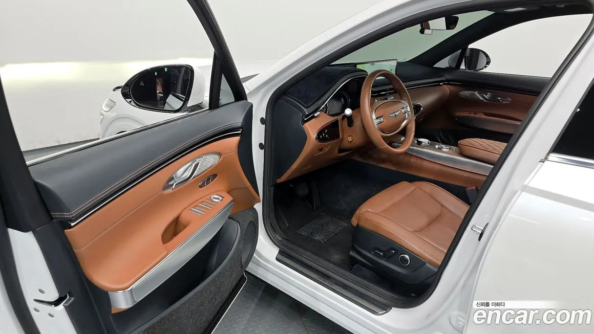 Genesis GV70 — фото 10