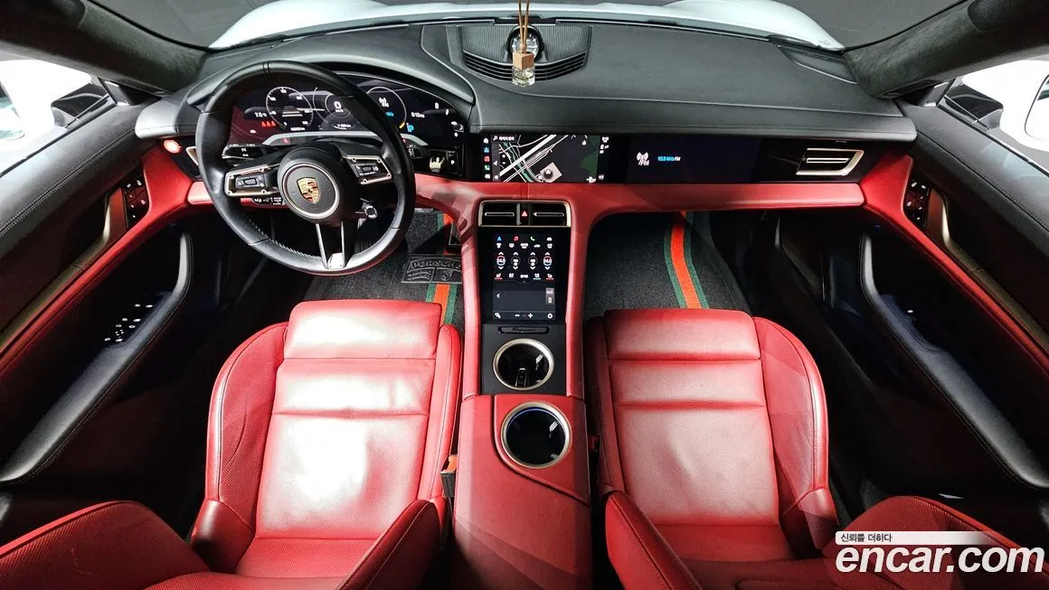 Porsche Taycan 2021 из KR, фото 7