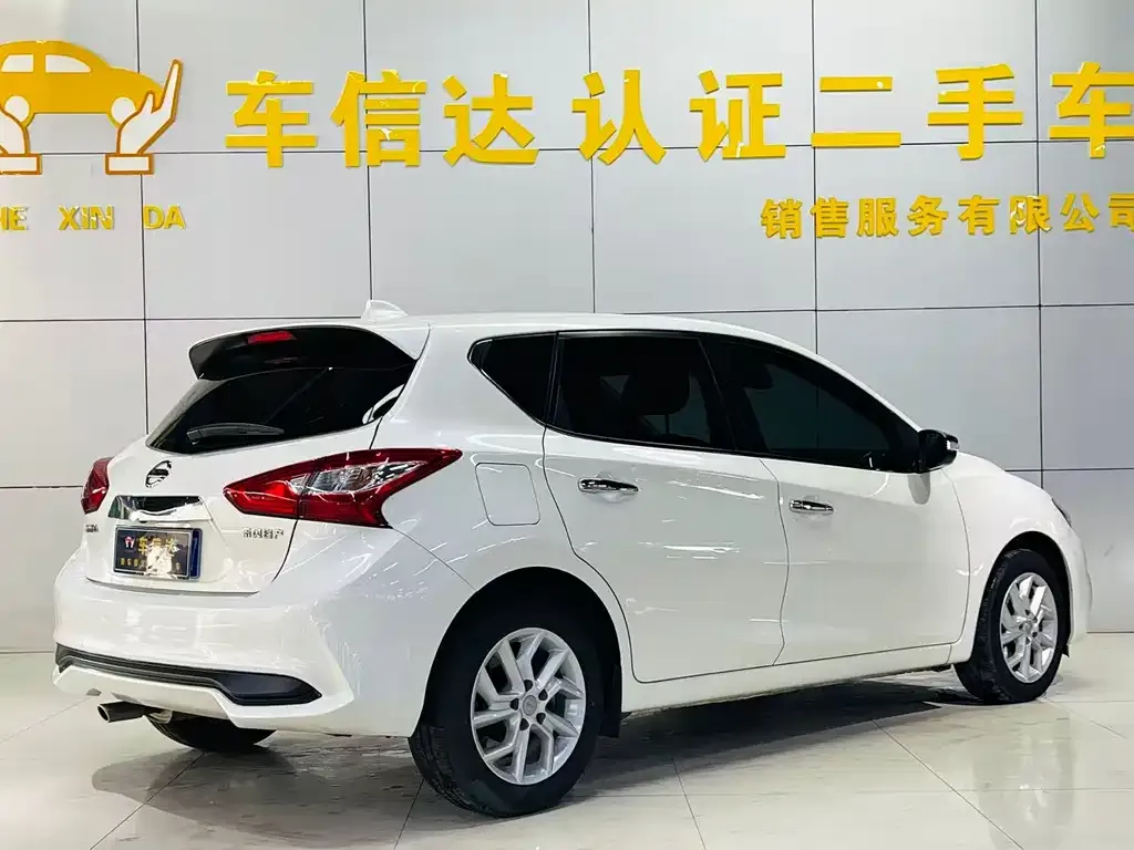 Nissan Tiida 2022 из CN, фото 3