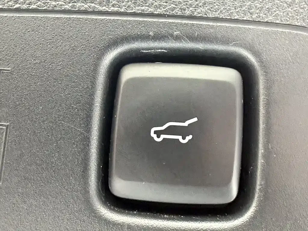 Lincoln Corsair — фото 10