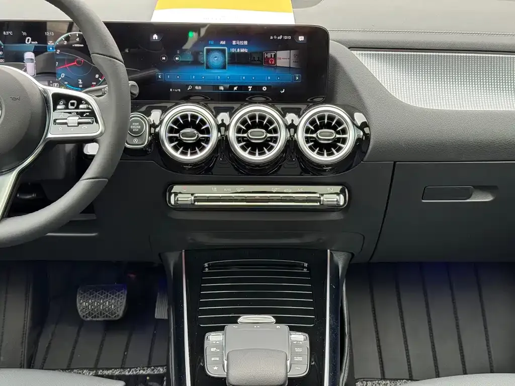Mercedes-Benz GLA 2023 из CN, фото 9