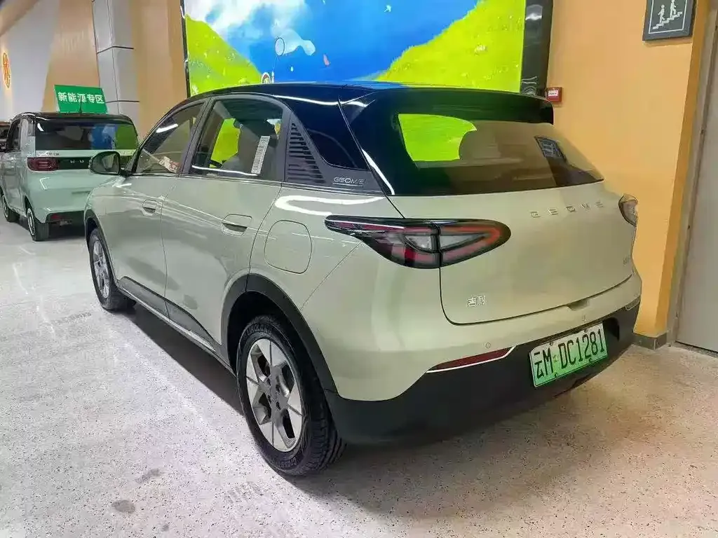 Geely Starburst — фото 2