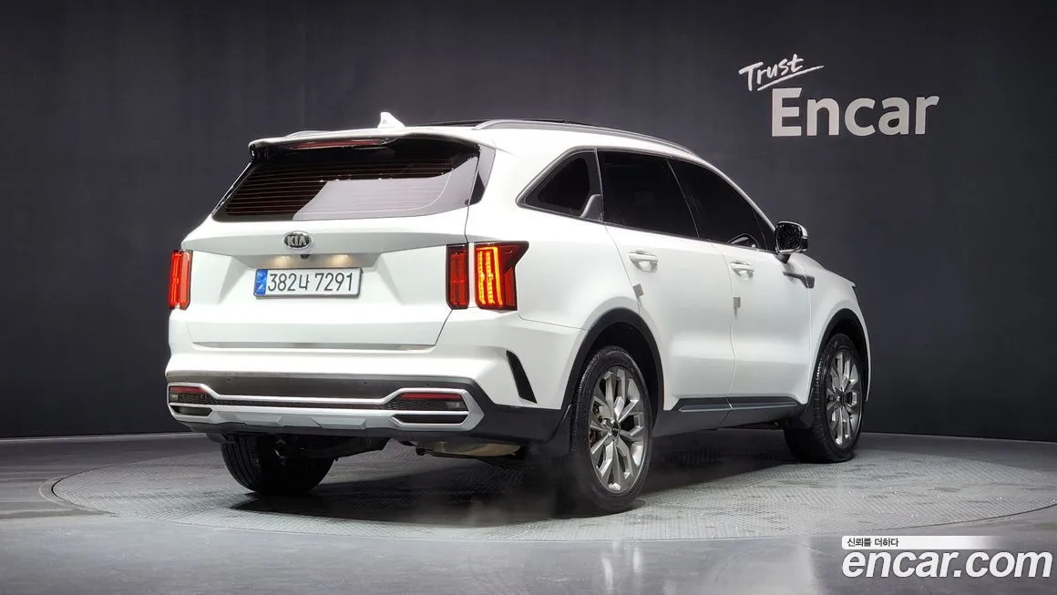 Kia Sorento 2023 из KR, фото 2