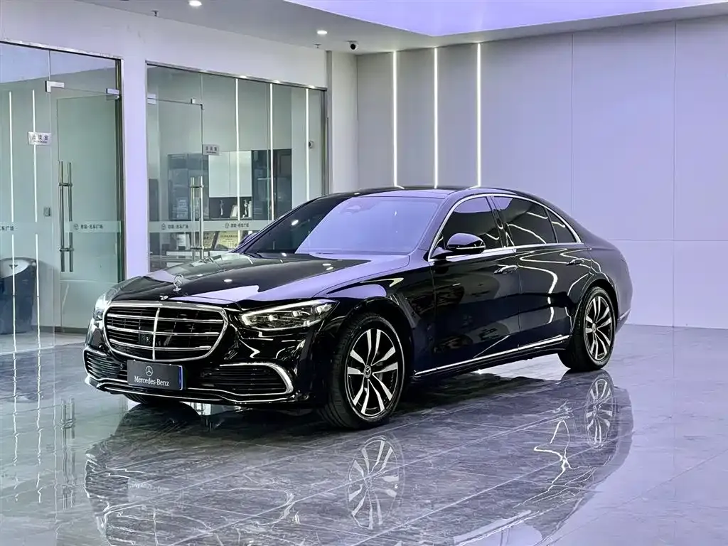 Mercedes-Benz S-Class — фото 1