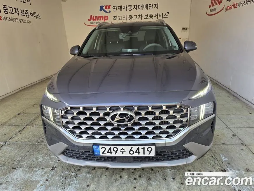 Hyundai Santafe — фото 1