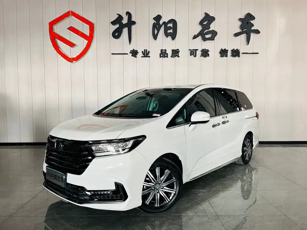 Honda Odyssey — фото 1