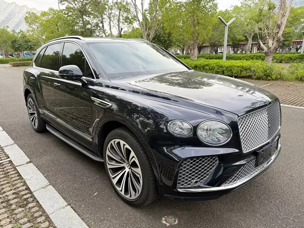 Bentley Bentayga — фото 3