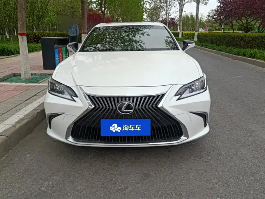 Lexus ES 2021 из CN, фото 2