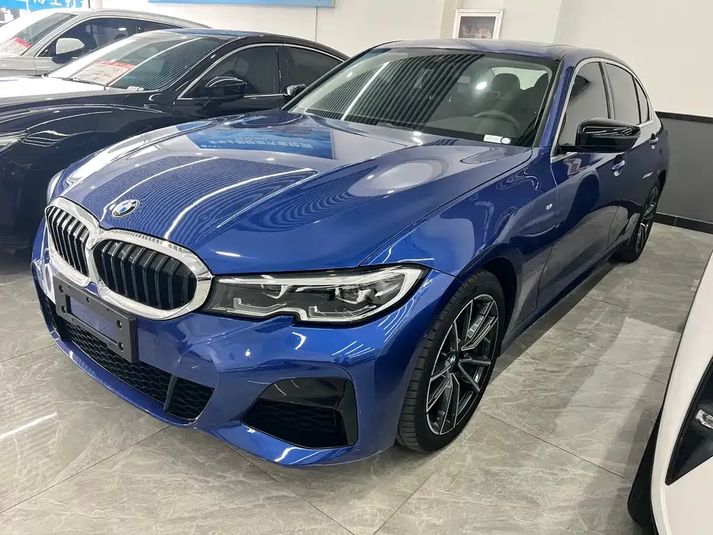 BMW 3 Series 2021 из CN, фото 1