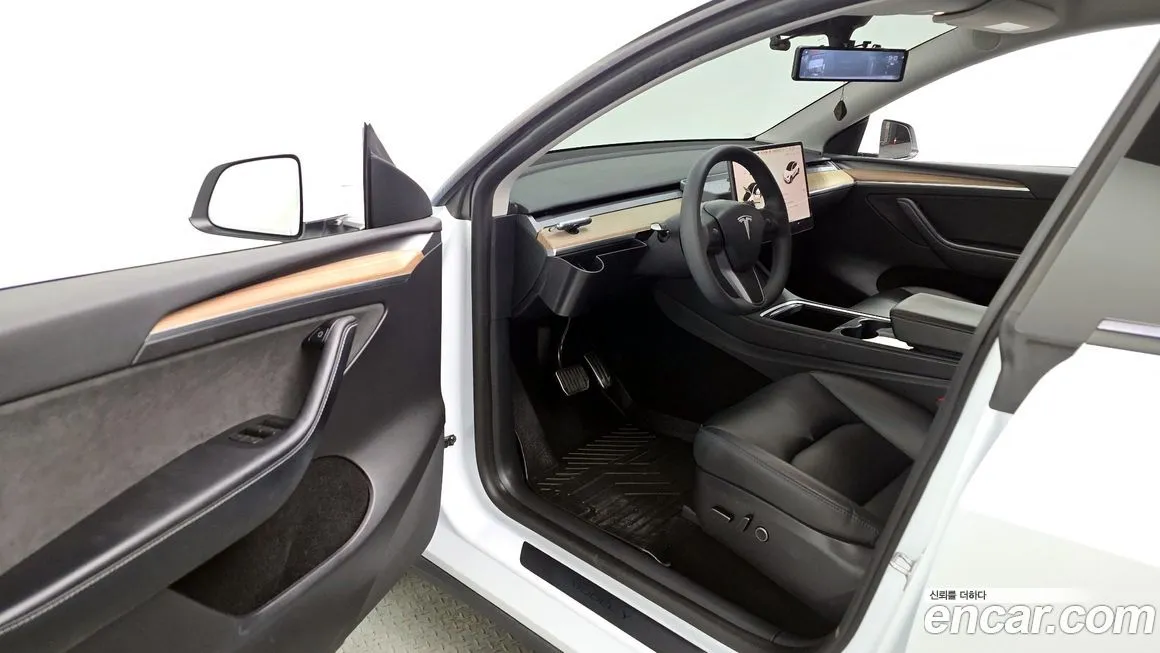 Tesla Model Y 2024 из KR, фото 10