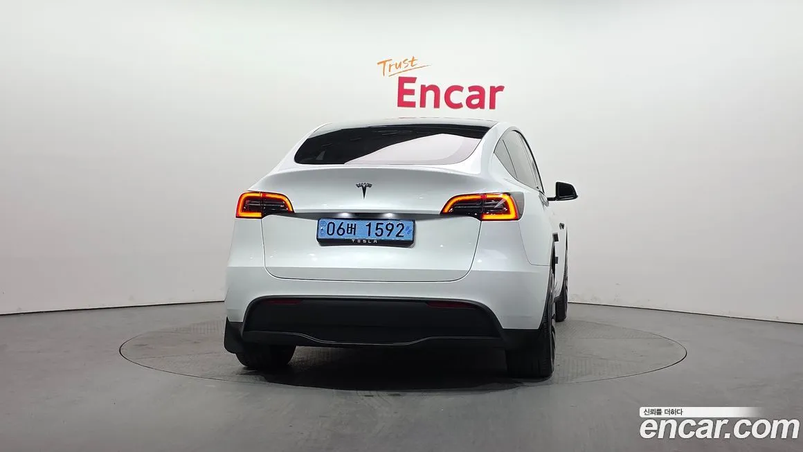 Tesla Model Y 2024 из KR, фото 4