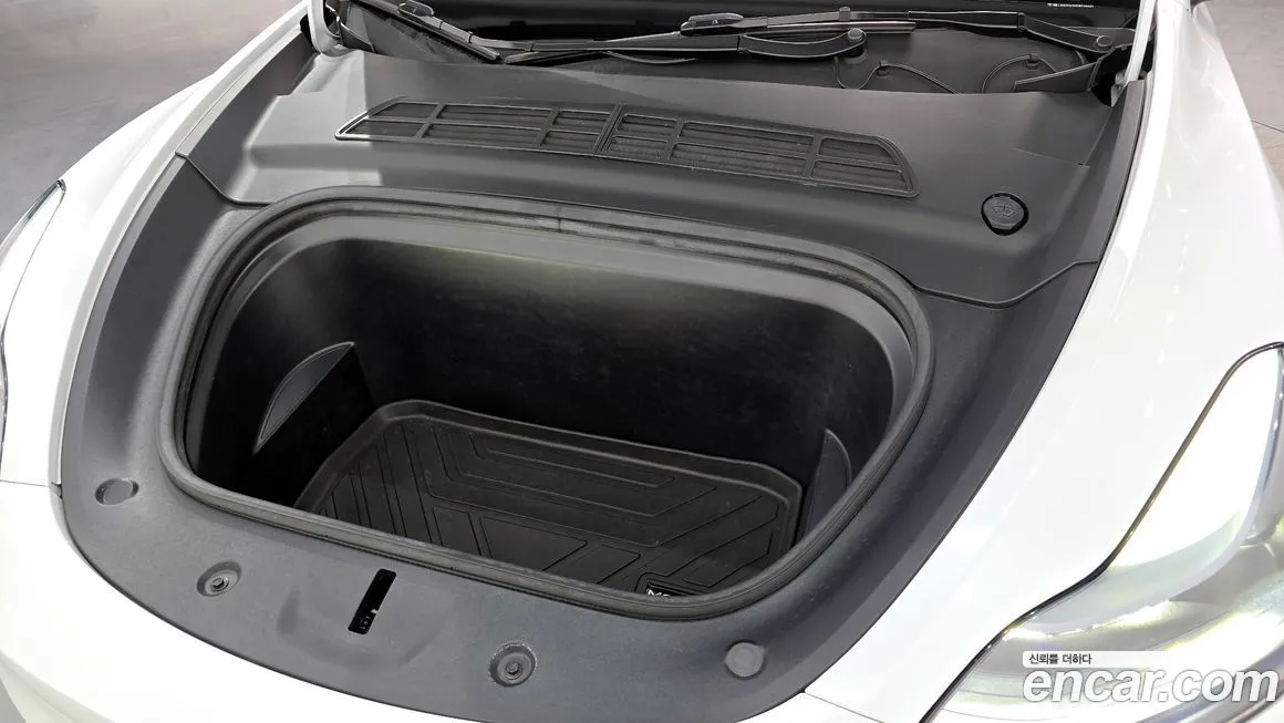 Tesla Model Y 2024 из KR, фото 6