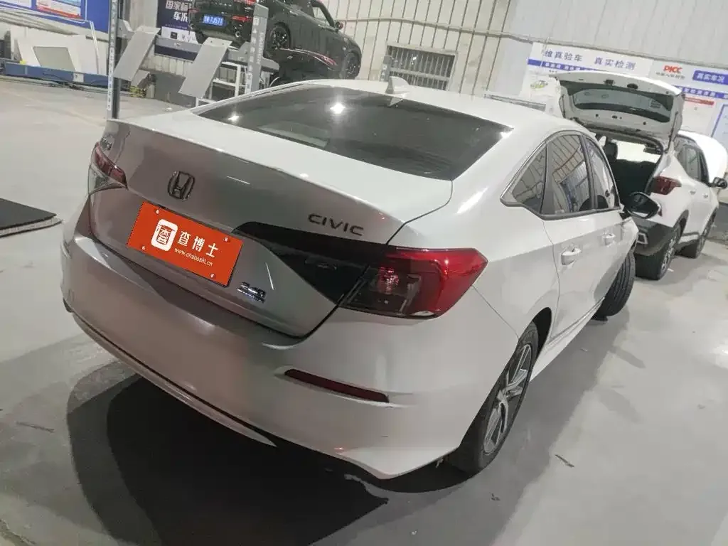 Honda Civic — фото 2