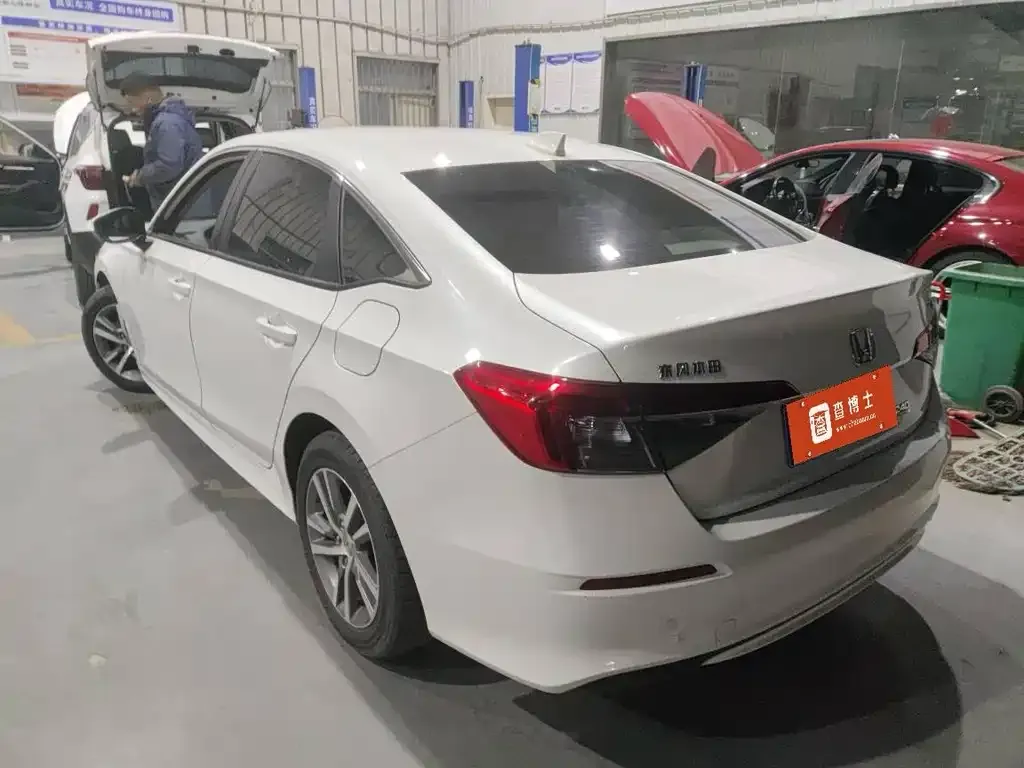 Honda Civic — фото 4