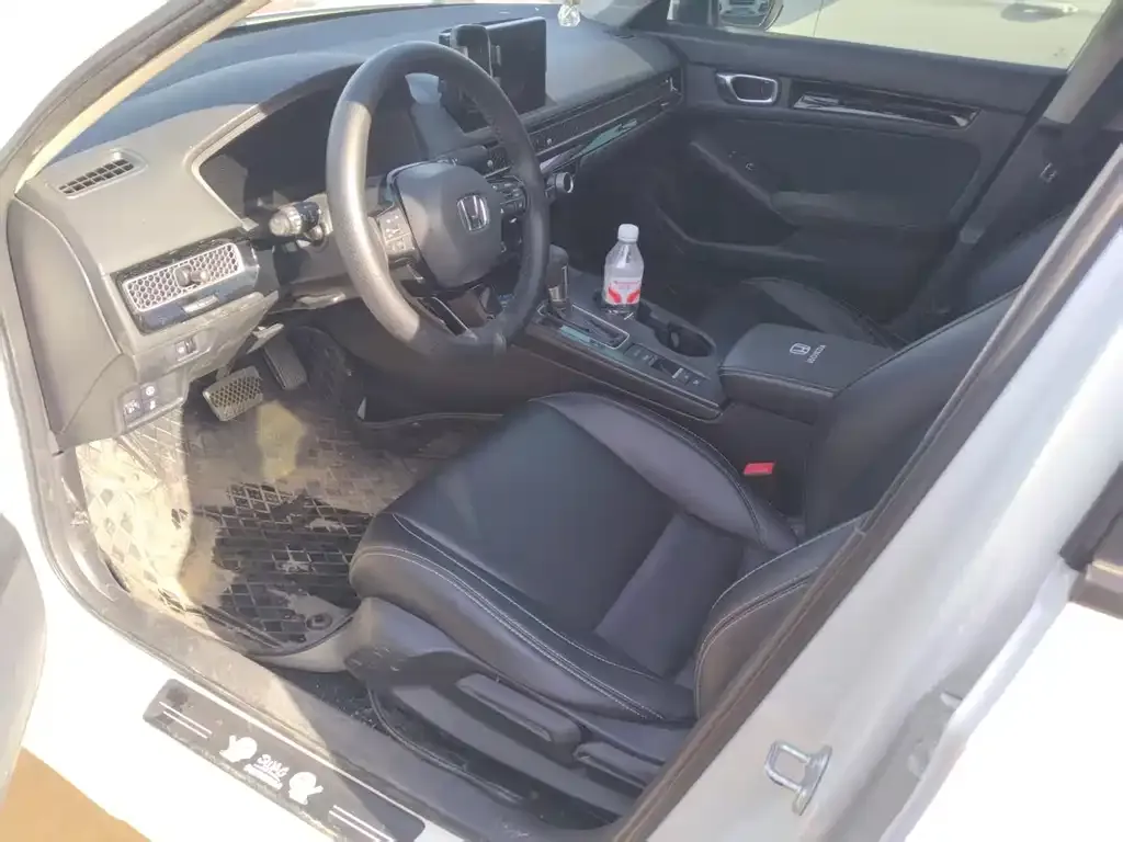 Honda Civic — фото 7