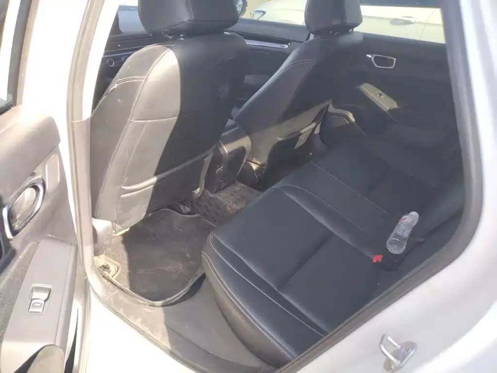 Honda Civic — фото 8