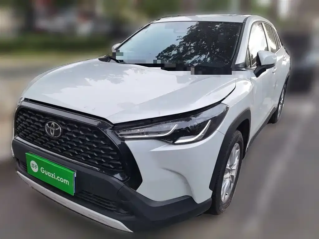 Toyota Corolla Cross 2023 из CN, фото 1