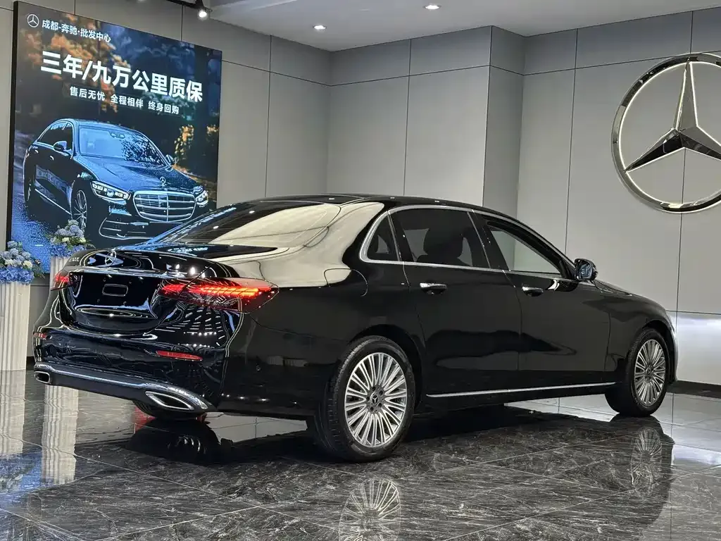 Mercedes-Benz E-Class 2023 из CN, фото 10