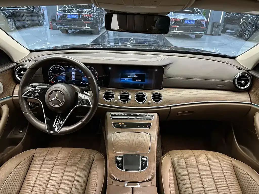 Mercedes-Benz E-Class 2023 из CN, фото 7