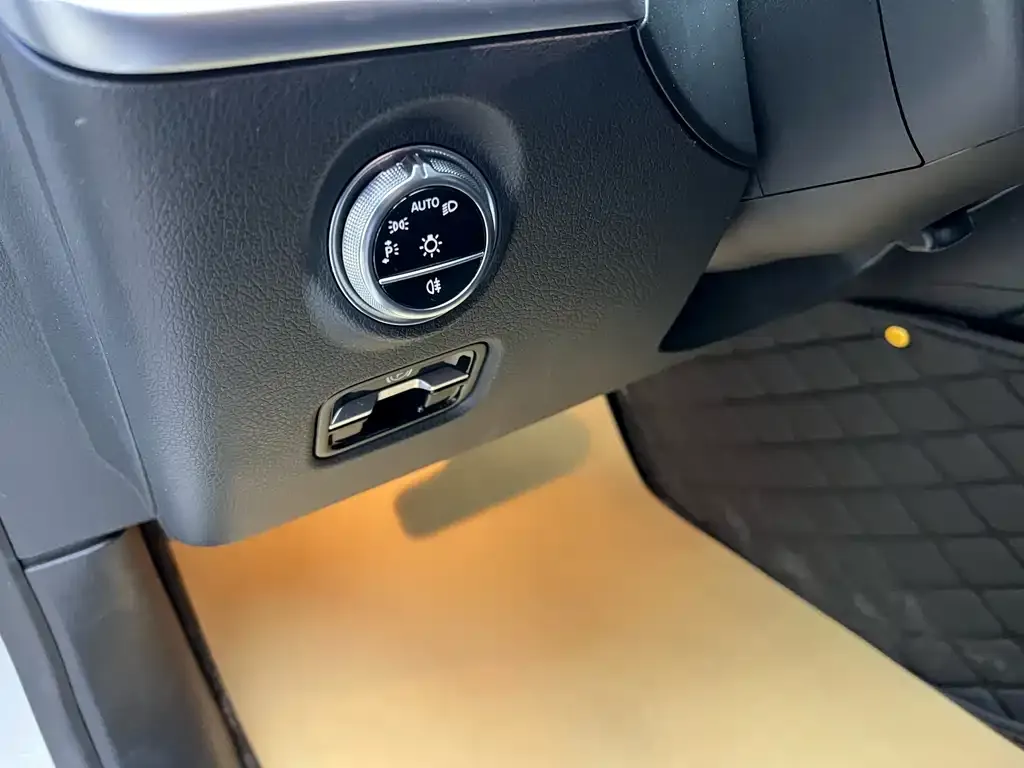 Mercedes-Benz C-Class 2024 из CN, фото 5