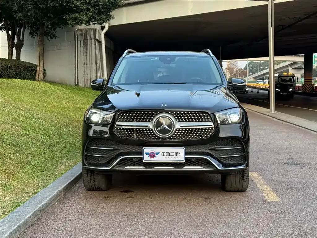 Mercedes-Benz GLE 2023 из CN, фото 2