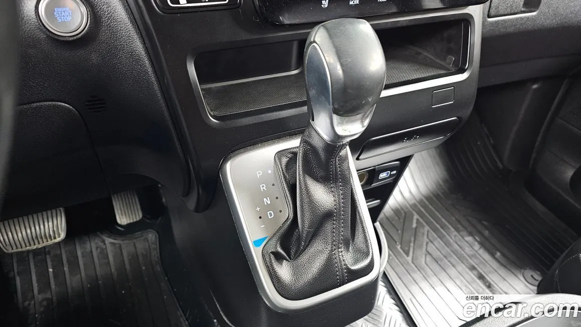 Hyundai Staria — фото 9