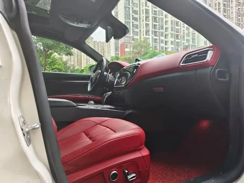 Maserati Ghibli 2022 из CN, фото 9