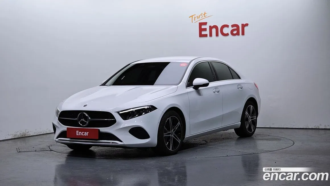 Mercedes-Benz A-Class — фото 1