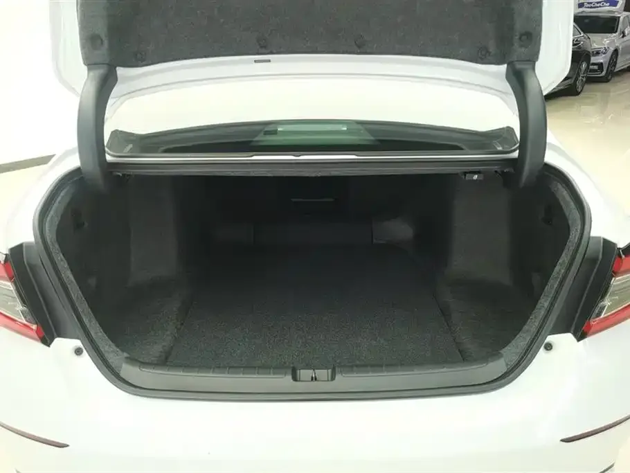 Honda Accord — фото 4