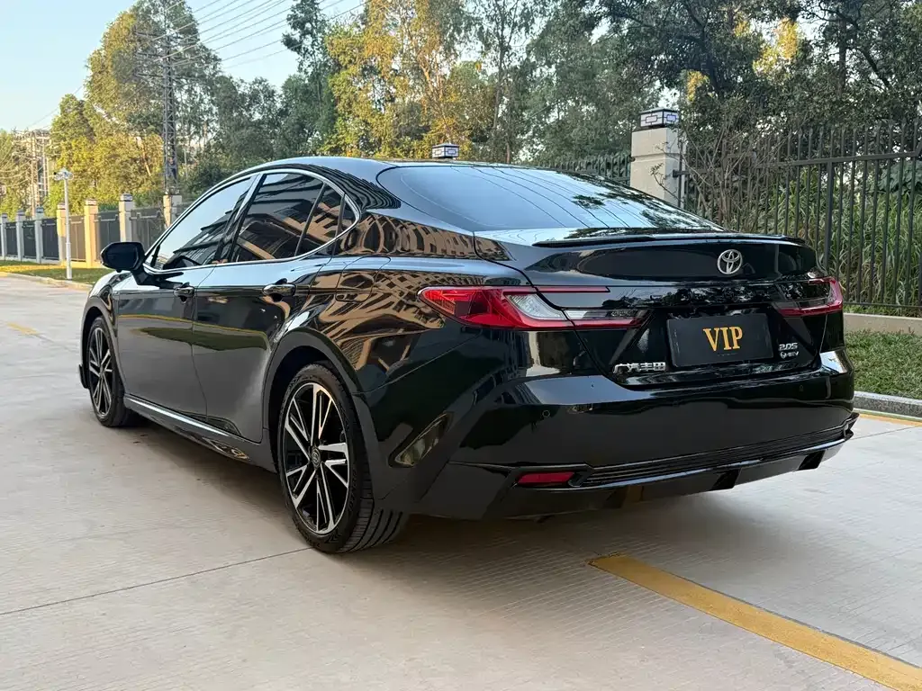 Toyota Camry 2024 из CN, фото 6