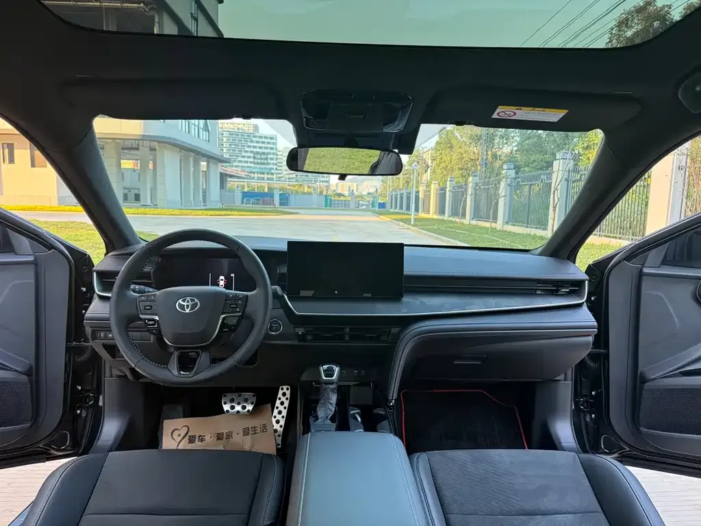 Toyota Camry 2024 из CN, фото 7