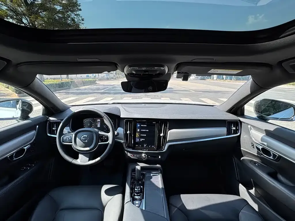 Volvo S90 2021 из CN, фото 6