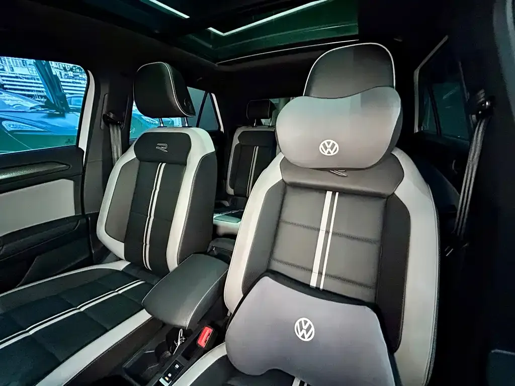 Volkswagen T-Roc 2024 из CN, фото 10