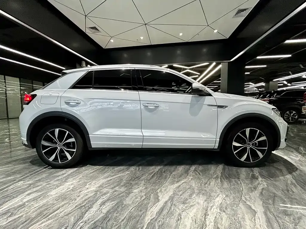 Volkswagen T-Roc 2024 из CN, фото 4