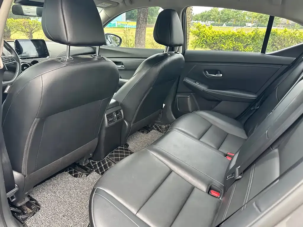 Nissan Sylphy 2023 из CN, фото 5