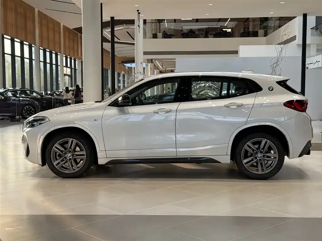 BMW X2 2024 из CN, фото 3