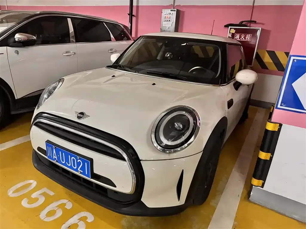 MINI Cooper (3-door) 2022 из CN, фото 1