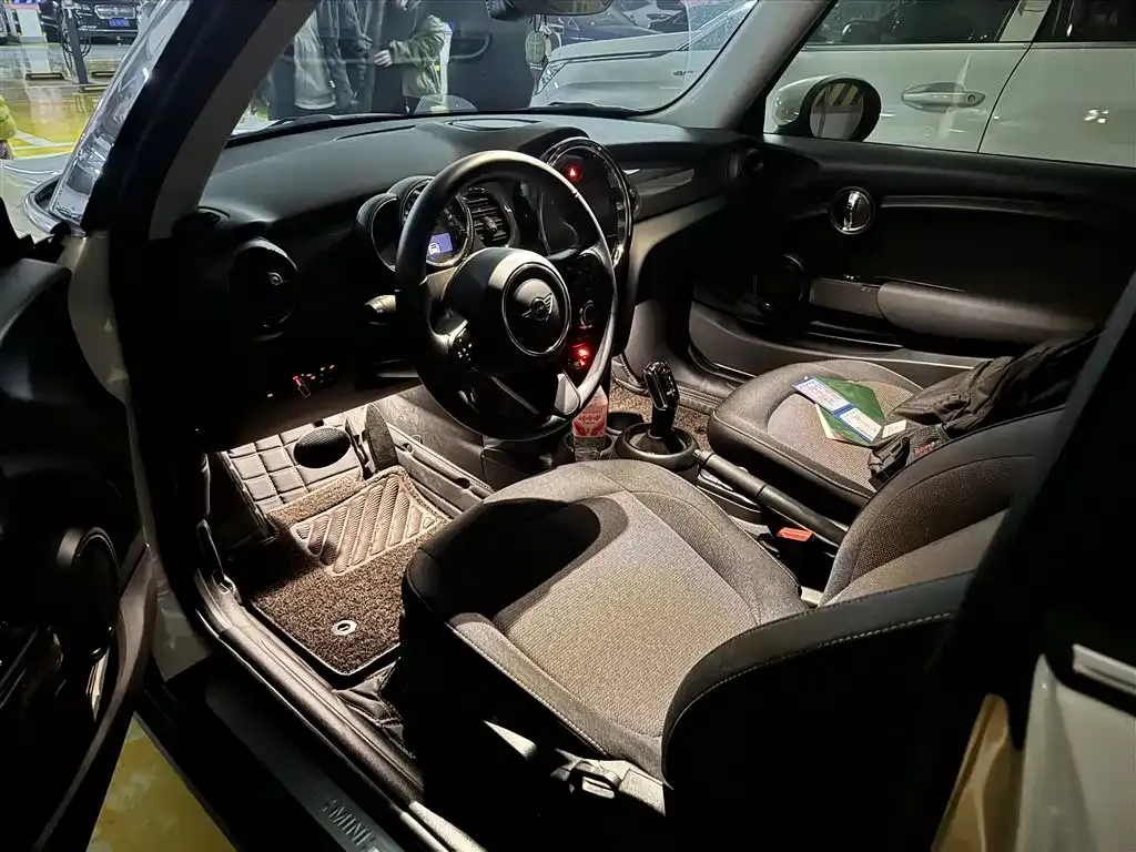 MINI Cooper (3-door) 2022 из CN, фото 4
