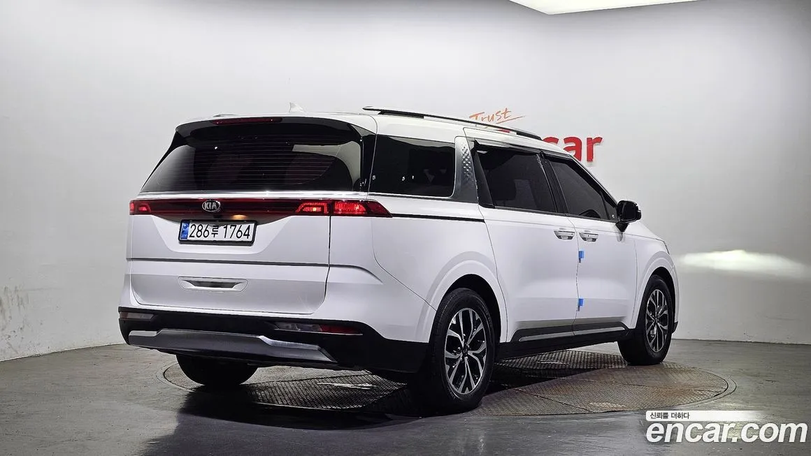 Kia Carnival 2021 из KR, фото 2