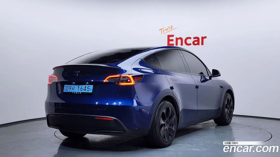 Tesla Model Y 2021 из KR, фото 2