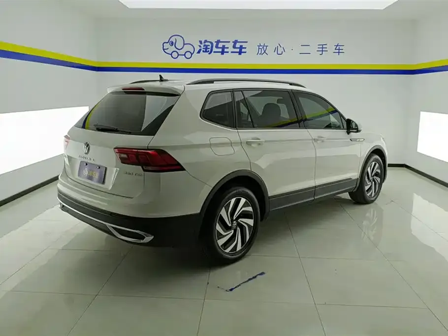 Volkswagen Tiguan L 2022 из CN, фото 3