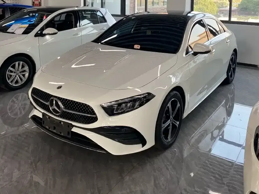 Mercedes-Benz A-Class — фото 1