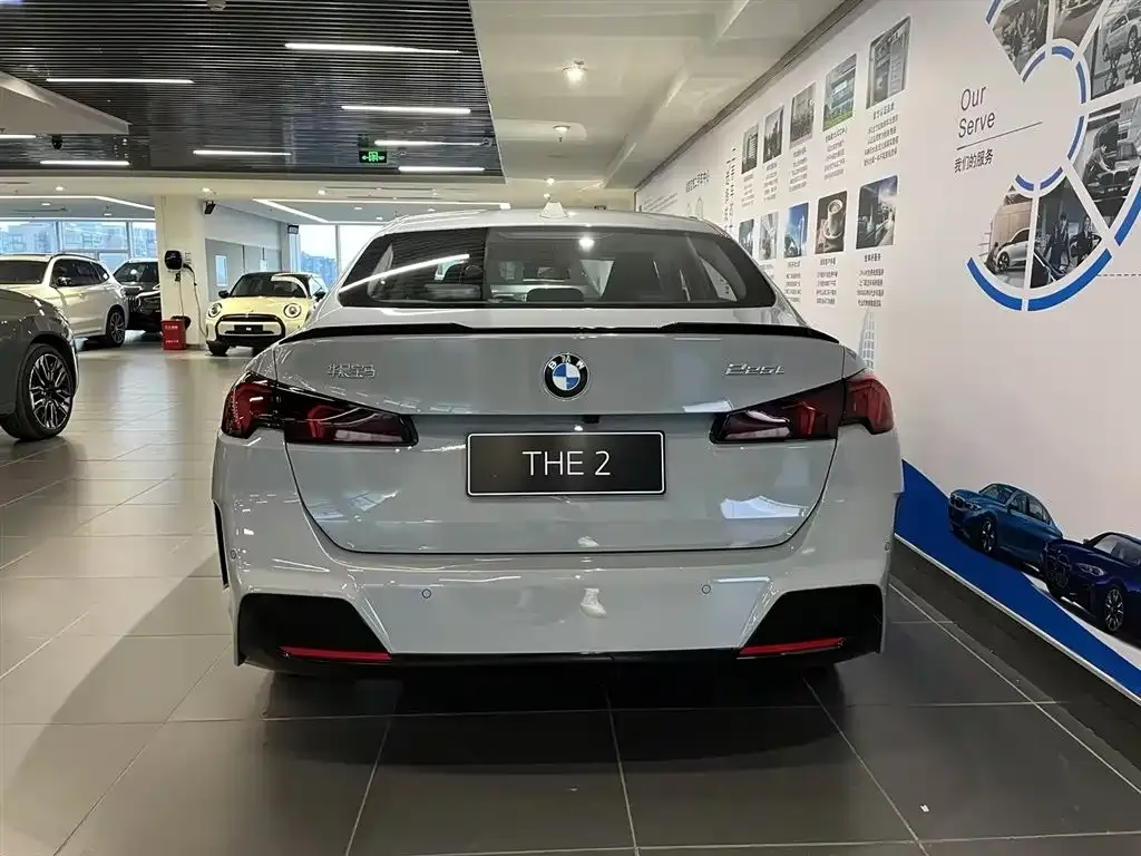 BMW 2 Series 2025 из CN, фото 2