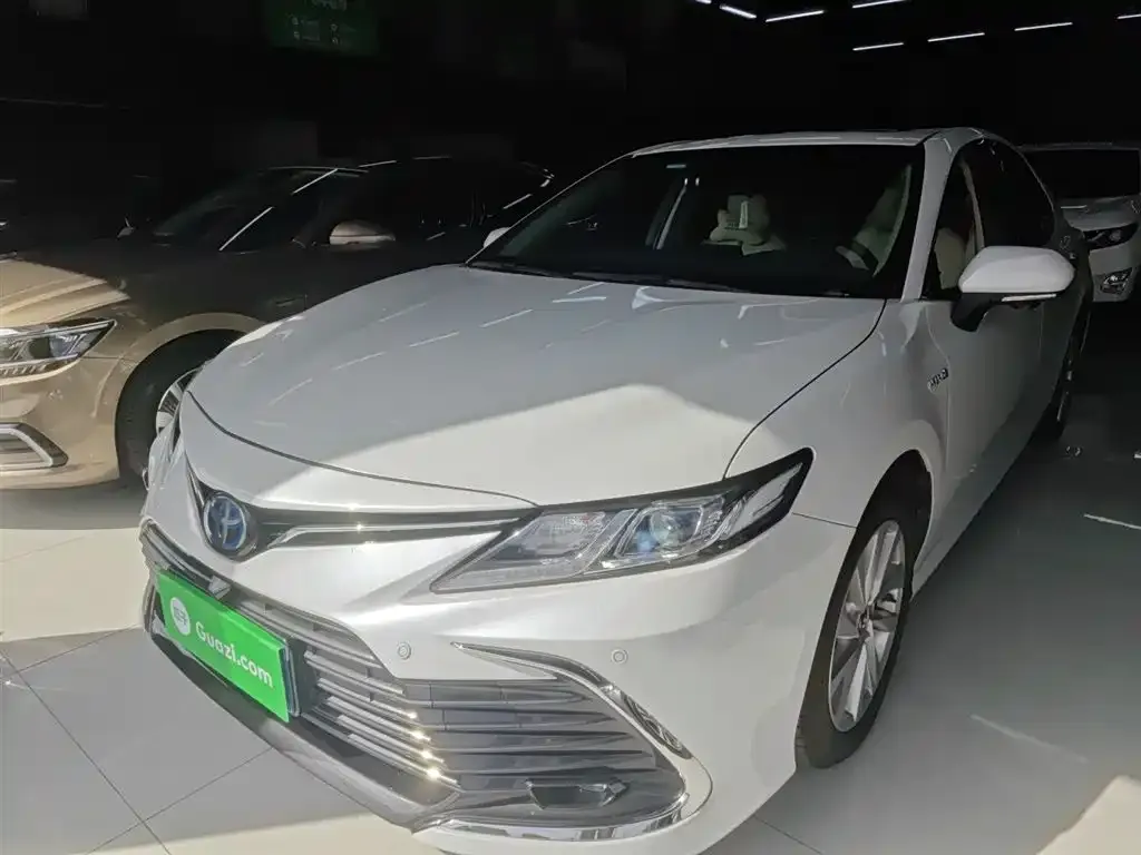 Toyota Camry 2021 из CN, фото 2