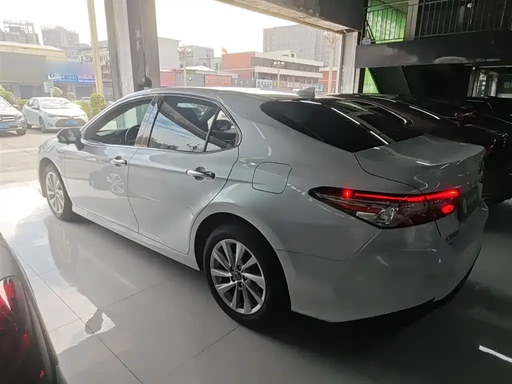 Toyota Camry 2021 из CN, фото 5