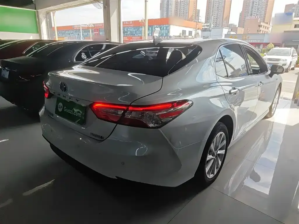 Toyota Camry 2021 из CN, фото 7
