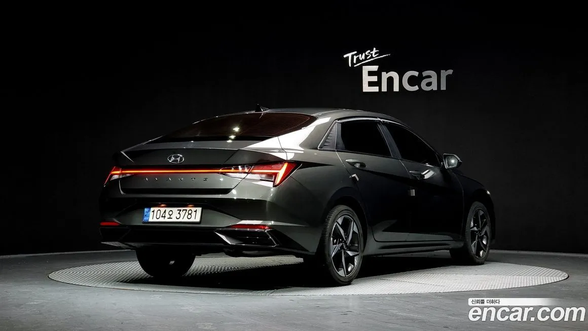 Hyundai AVANTE — фото 2