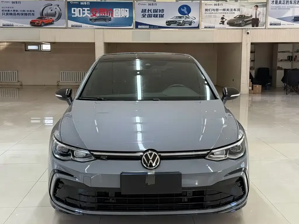 Volkswagen Golf 2021 из CN, фото 2